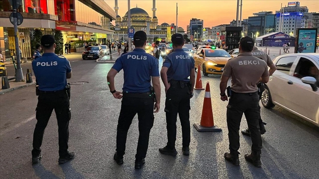 "Huzur İstanbul" uygulamasında 700 kişi gözaltına alındı