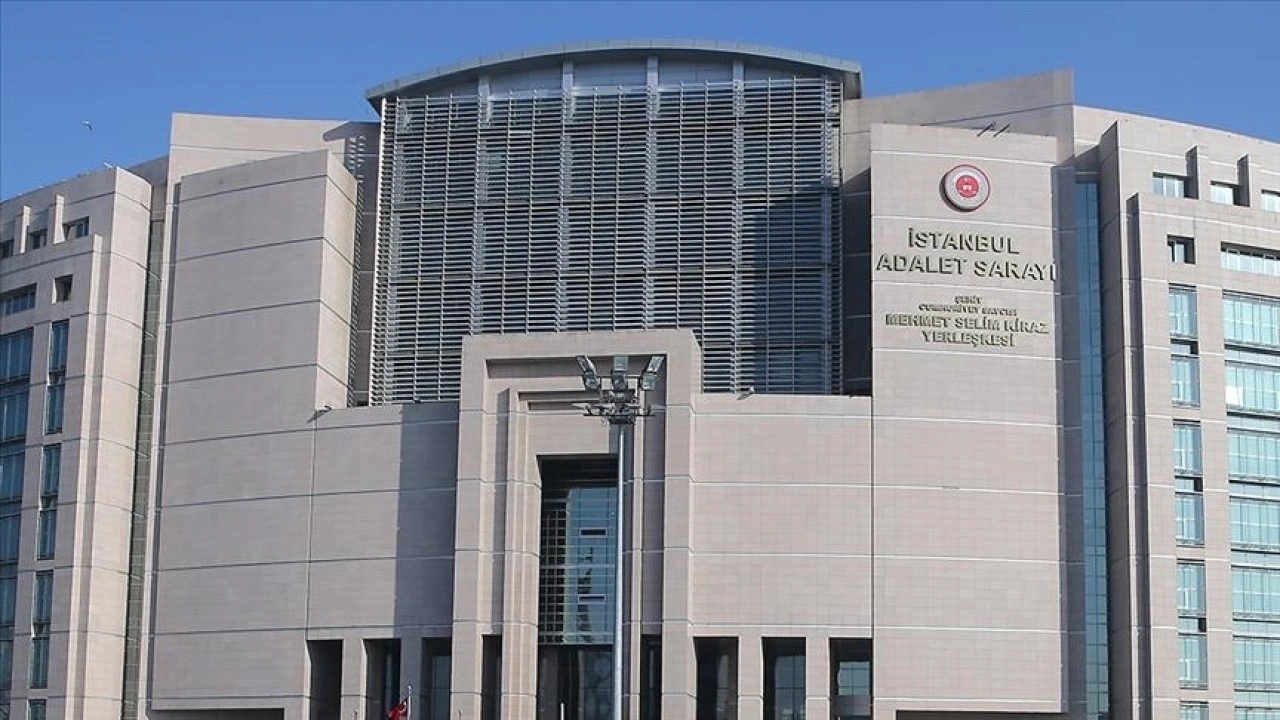 İBB'ye yönelik yolsuzluk soruşturmasında 3 şüpheli hakkında gözaltı kararı