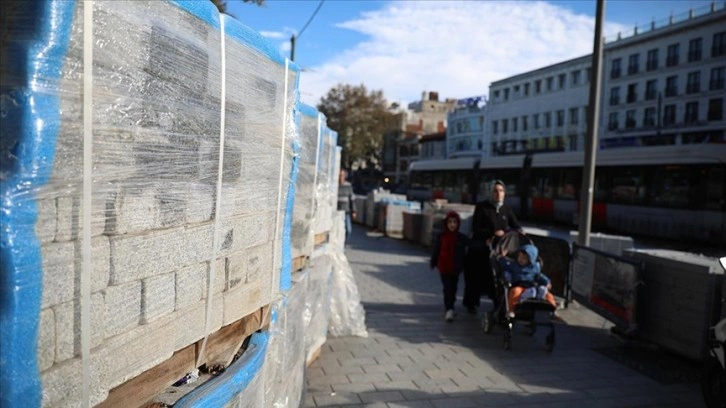 İBB'nin Ordu Caddesi'ndeki düzenlemesi yayaları ve esnafı bezdirdi