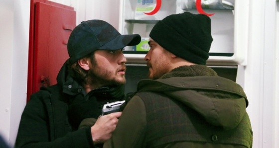 İçerde 21. bölüm Mert ve Sarp tuzağa düştü