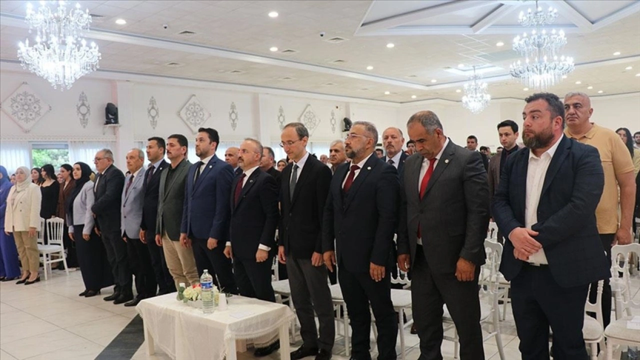 İçişleri Bakan Yardımcısı Turan, Fransa'da Türk vatandaşlarıyla buluştu