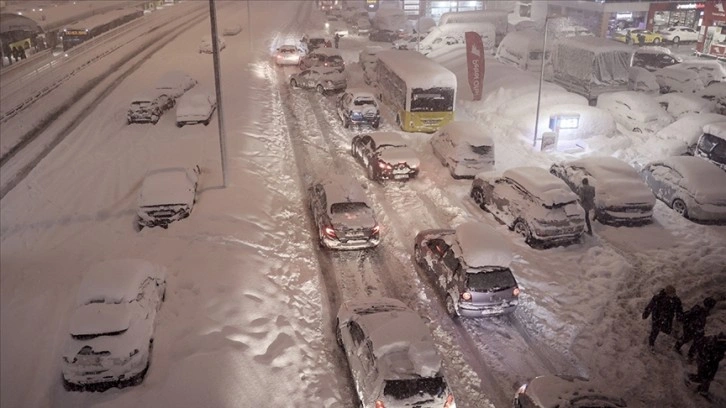 İçişleri Bakanı Soylu ile Ulaştırma ve Altyapı Bakanı Karaismailoğlu İstanbul'a gidiyor