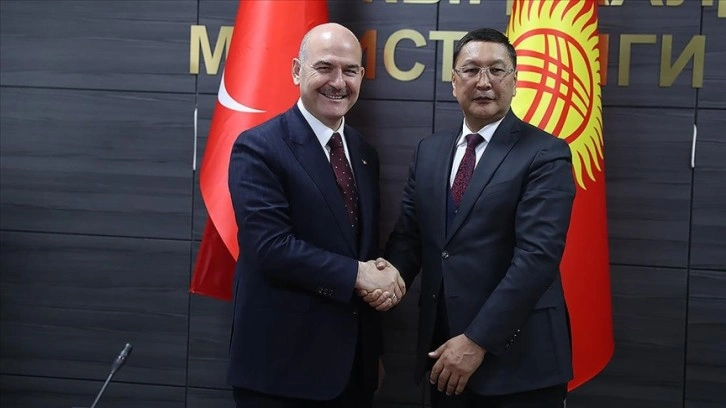 İçişleri Bakanı Soylu, Kırgızistan Acil Durumlar Bakanı Ajikeyev ile bir araya geldi