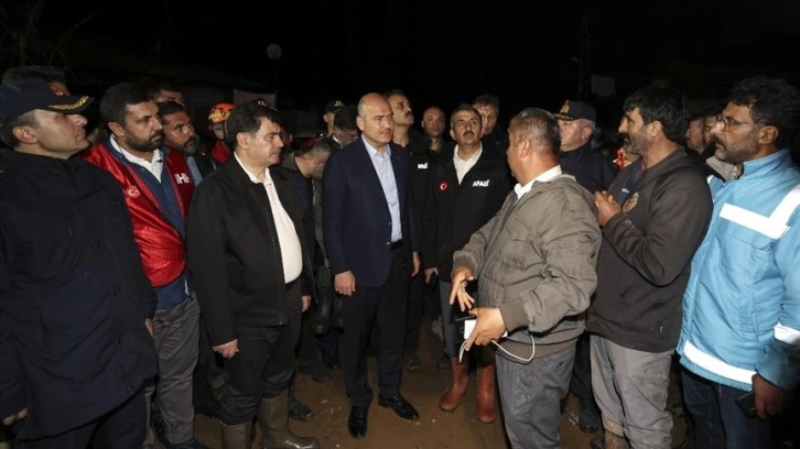 İçişleri Bakanı Soylu, Tatlar Deresi'nde incelemelerde bulundu