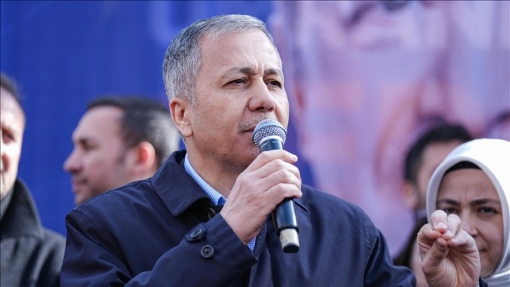 İçişleri Bakanı Yerlikaya: Biz bir aileyiz ve sizlerin emrindeyiz