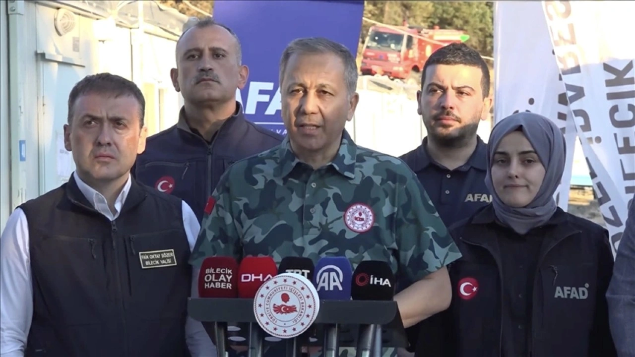 İçişleri Bakanı Yerlikaya: Orman yangınlarıyla ilgili 44 şüpheli gözaltına alındı, 10'u tutuklandı