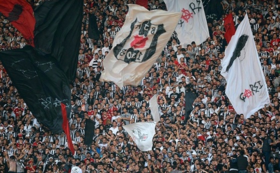 İki dünya devi Vodafone Arena'ya maça geliyor