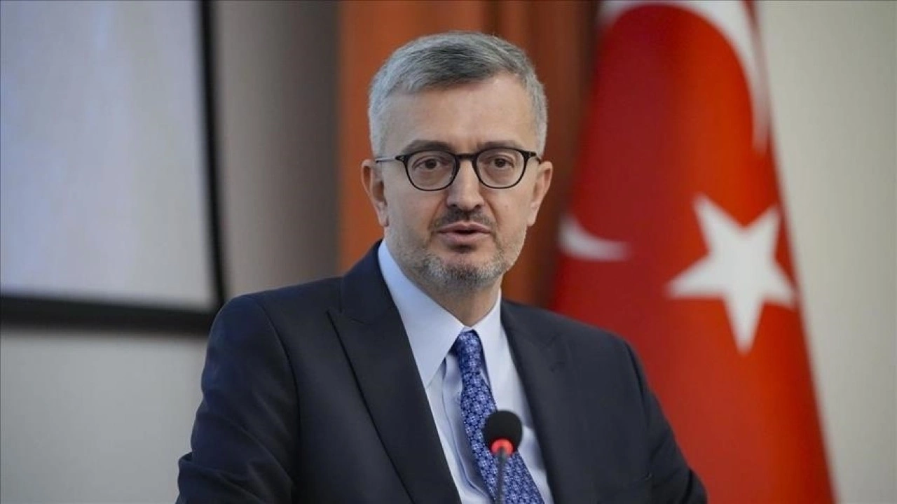 İletişim Başkanı Duran, Türk Telekom'daki yeni görevi dolayısıyla Şahin'i tebrik etti