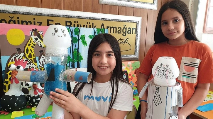 İlkokul öğrencileri