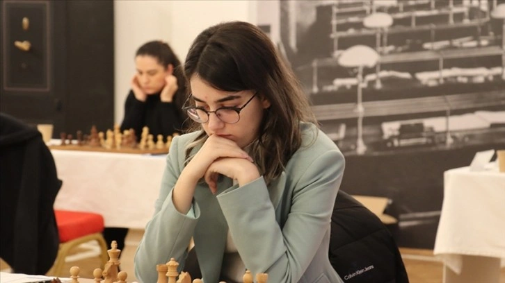 illi sporcu Gülenay Aydın, satrançta "Kadın Büyükusta" ünvanını aldı