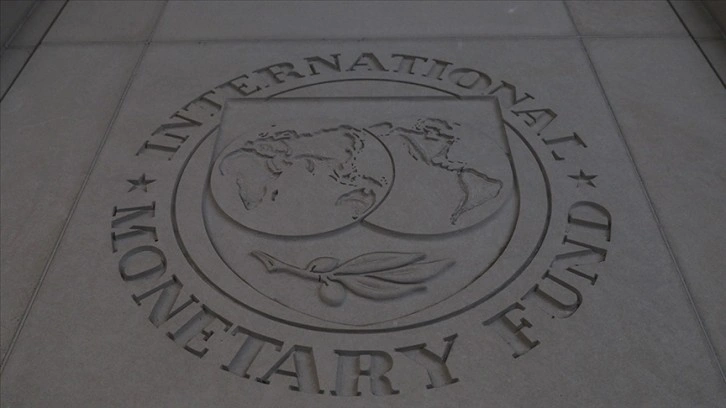 IMF'den Ukrayna için 15,6 milyar dolarlık finansman paketine onay