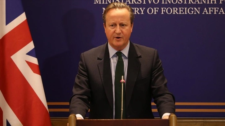 İngiliz Bakan Cameron, "İsrail'in uluslararası hukuku ihlal etmiş olabileceğini" söyledi