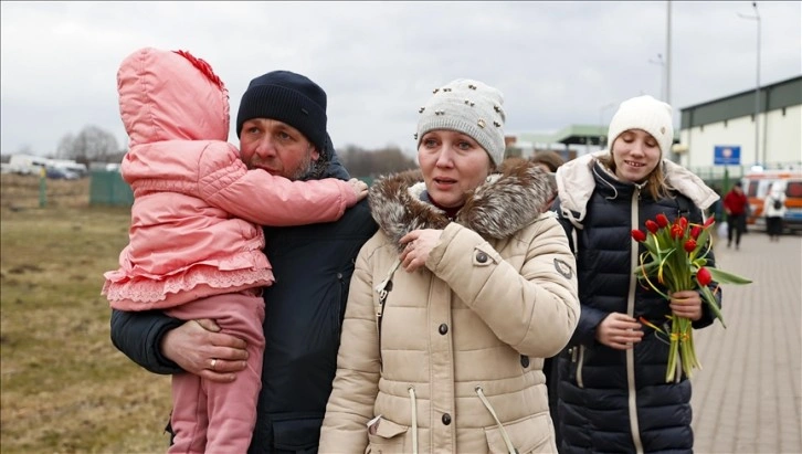 İngiliz hükümeti Ukraynalı mültecilere zorlu vize süreci nedeniyle eleştirilerin odağında