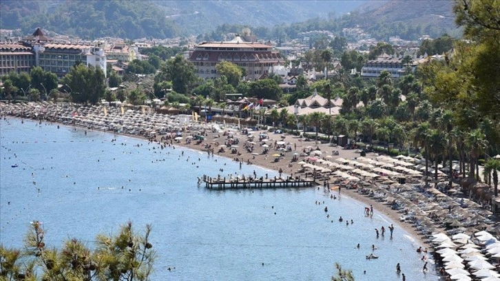 İngiliz turistler Muğla'dan vazgeçmiyor