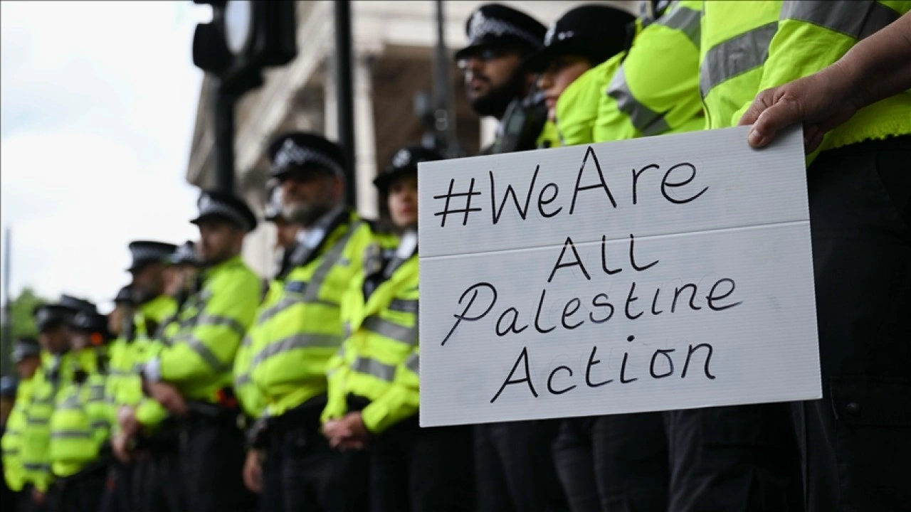 İngiltere'de hükümetin yasaklamaya hazırlandığı Palestine Action'a destek eylemi düzenlend