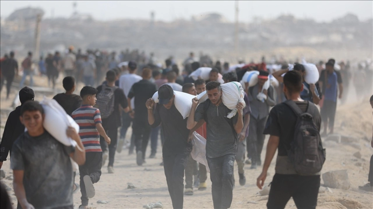İngiltere, Fransa ve Almanya, İsrail'i Gazze'deki ablukayı derhal kaldırmaya çağırdı