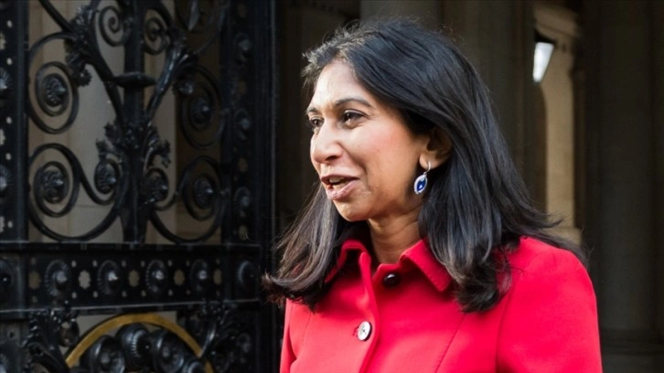 İngiltere İçişleri Bakanı Suella Braverman istifa etti