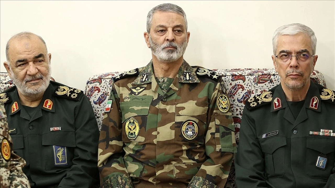 İran Genelkurmay Başkanı: ABD'nin saldırısına orantılı şekilde yanıt vereceğiz