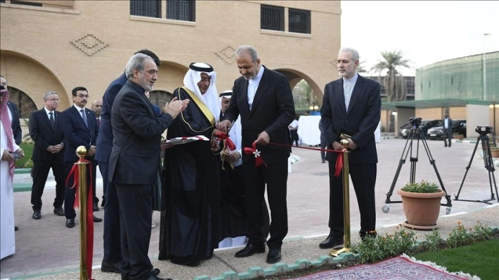 İran'ın Riyad Büyükelçiliği 7 yıl sonra yeniden açıldı