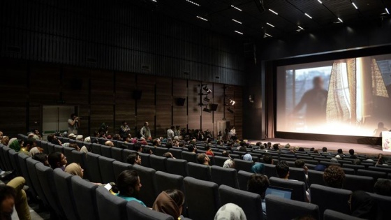 İranlı yönetmen Kimyai Uluslararası Fecr Film Festivali'nden çekildiğini açıkladı