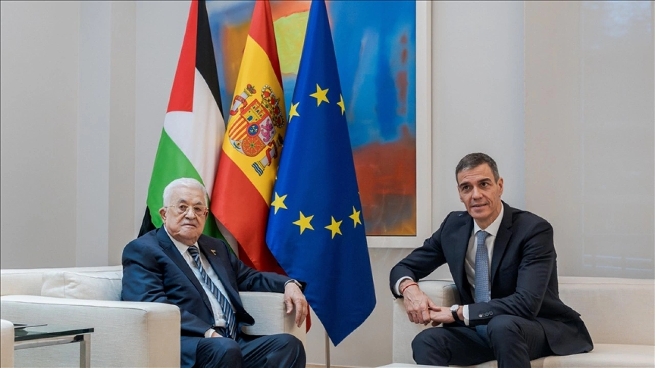 İspanya Başbakanı Sanchez ile Filistin Devlet Başkanı Abbas Madrid'de görüştü