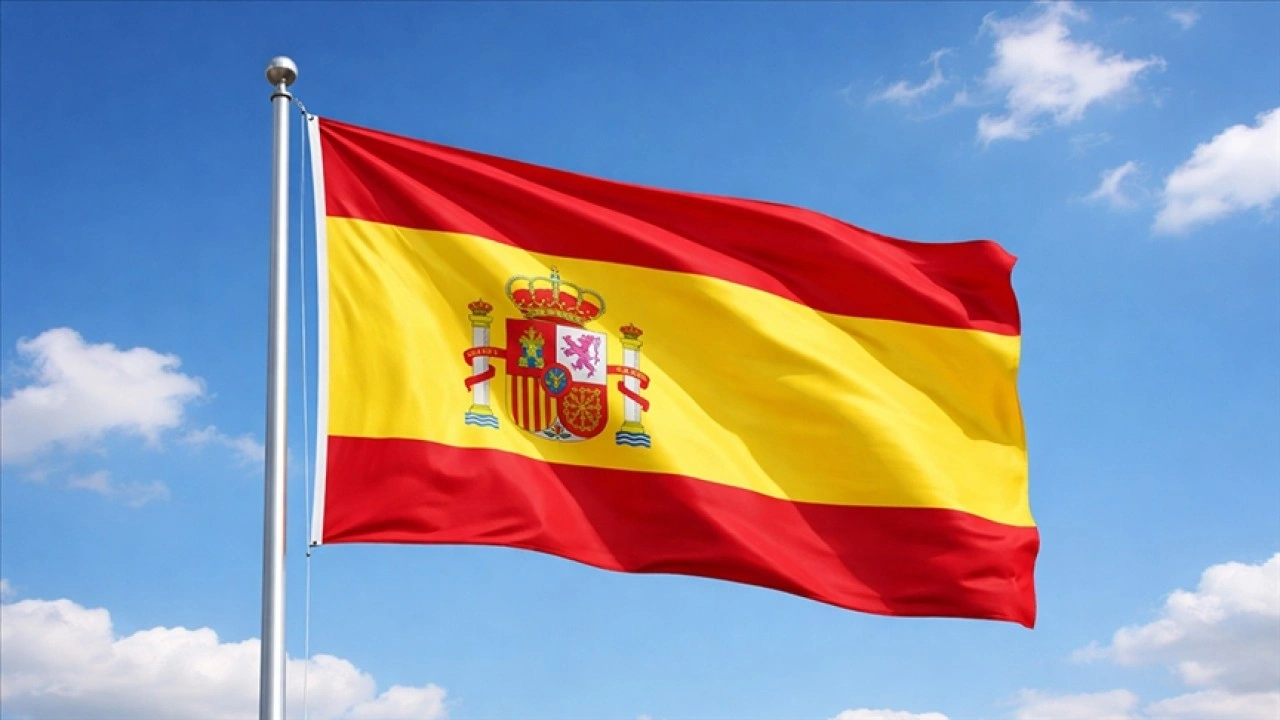 İspanya, L&uuml;bnan'da İsrail tanklarının İspanyol devriyesine ateş a&ccedil;tığını duyurdu