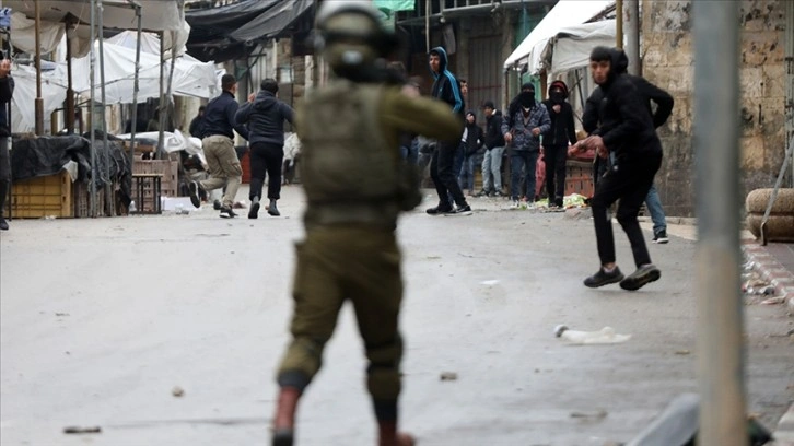 İsrail askerleri Batı Şeria'daki gösterilerde 43 Filistinliyi yaraladı