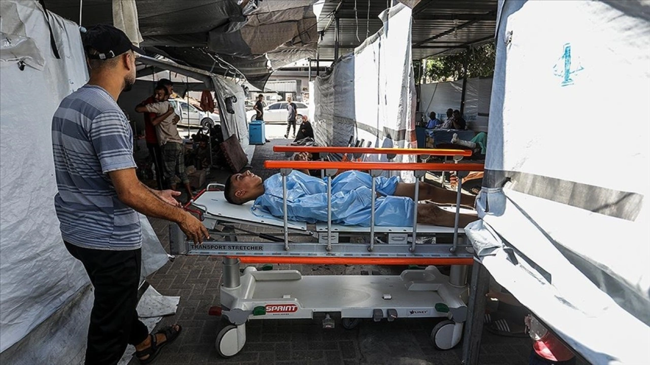 İsrail'in bu sabah Gazze Şeridi'ne düzenlediği saldırılarda 20 Filistinli hayatını kaybett