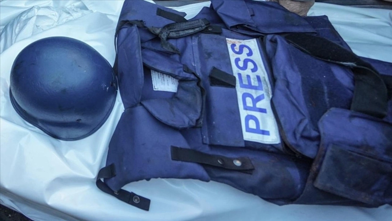 İsrail'in Gazze'ye düzenlediği saldırıda bir gazeteci daha hayatını kaybetti