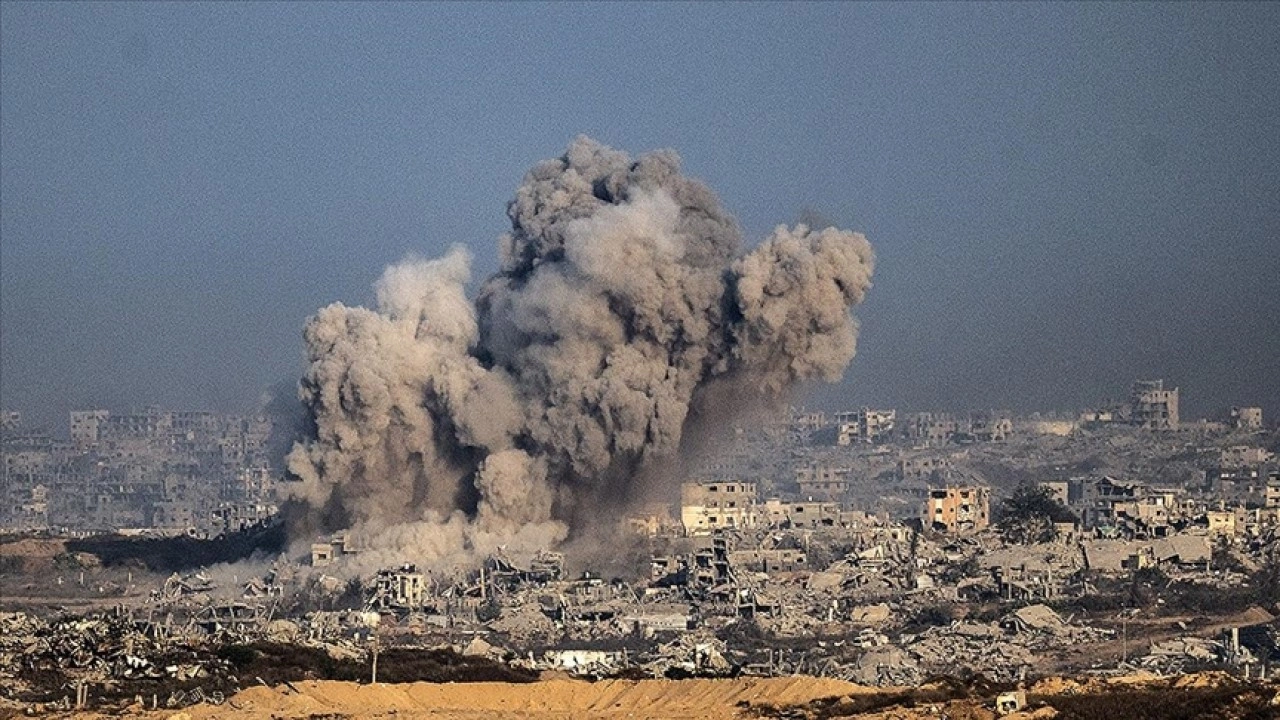 İsrail'in Gazze'ye düzenlediği saldırılarda 13 Filistinli hayatını kaybetti