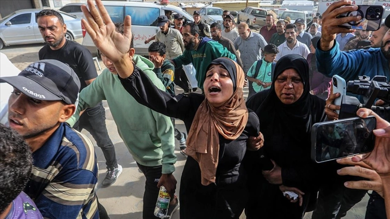 İsrail'in Gazze'ye düzenlediği saldırılarda 45 Filistinli hayatını kaybetti