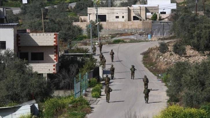 İsrail işgal altındaki Batı Şeria'da Cenin'in ana geçiş noktasını kapattı