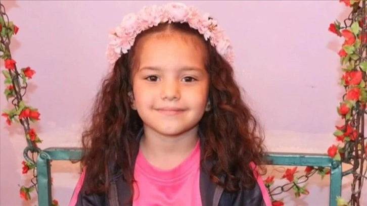 İsrail, ölmemek için yalvaran 6 yaşındaki Gazzeli kız çocuğunun hesabını vermiyor
