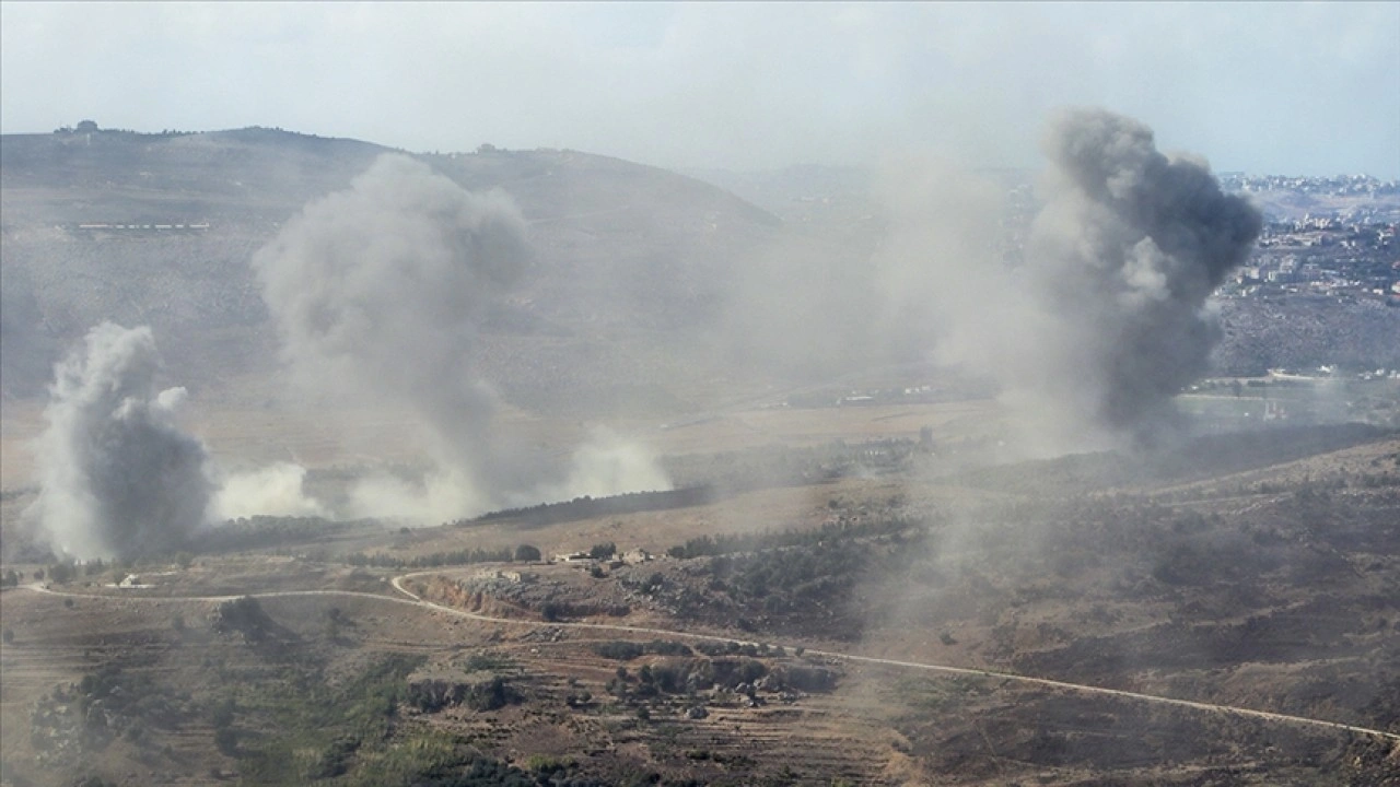 İsrail ordusu, ateşkese rağmen Lübnan'ın güneyindeki 4 beldeye saldırı tehdidinde bulundu
