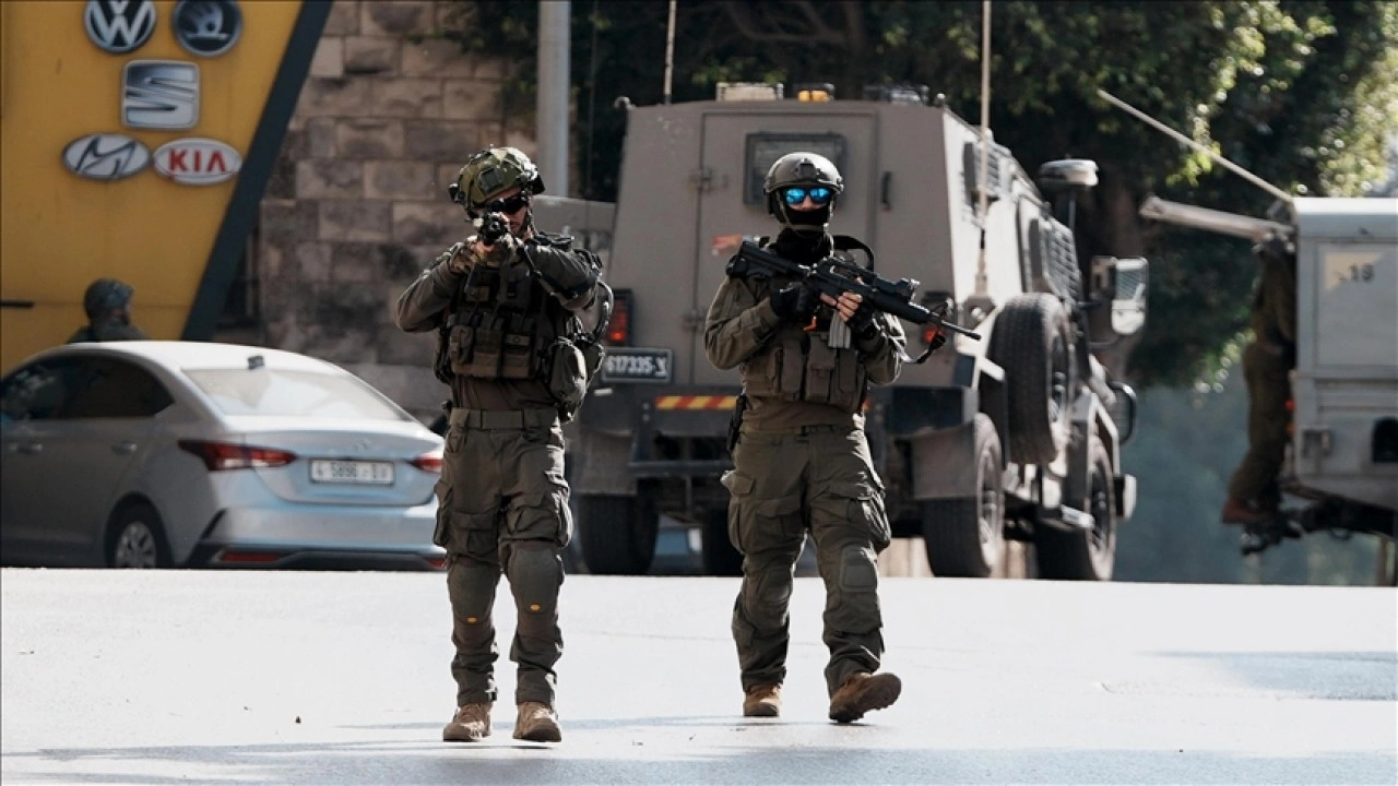 İsrail ordusu Batı Şeria'nın Tubas kentine geniş çaplı saldırı başlattı