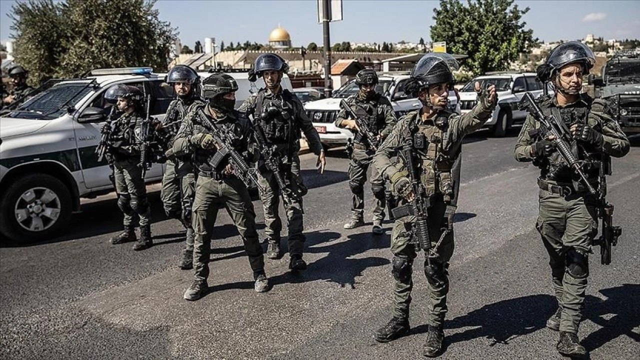 İsrail ordusu, yaklaşık 10 bin yedek askeri evlerinde de silahlandırmayı planlıyor