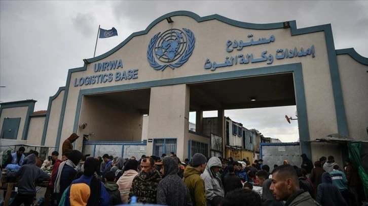 İsrail UNRWA'yı vergiye tabi tutarak Filistinlilere yeni bir darbeye hazırlanıyor