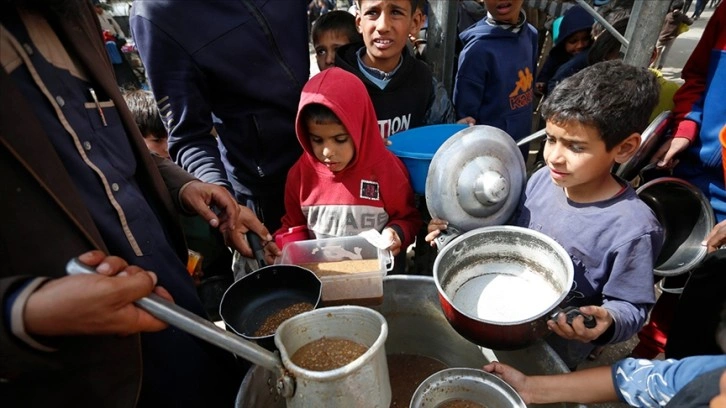 İsrail'de 730 akademisyen, hükümete Gazze'de açlığa karşı acil önlem çağrısı yaptı