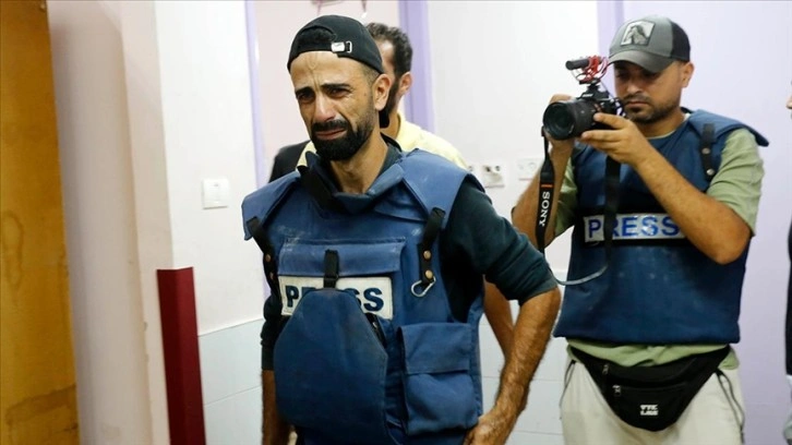 İsrail'in 4 çocuğu ile kardeşlerini öldürdüğü AA kameramanı Muhammed el-Alul, yaşadığı dehşeti anlattı