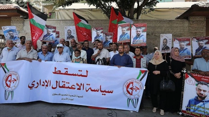 İsrail'in Filistinlilere yönelik 'idari tutukluluk' politikasına Gazze'de protesto
