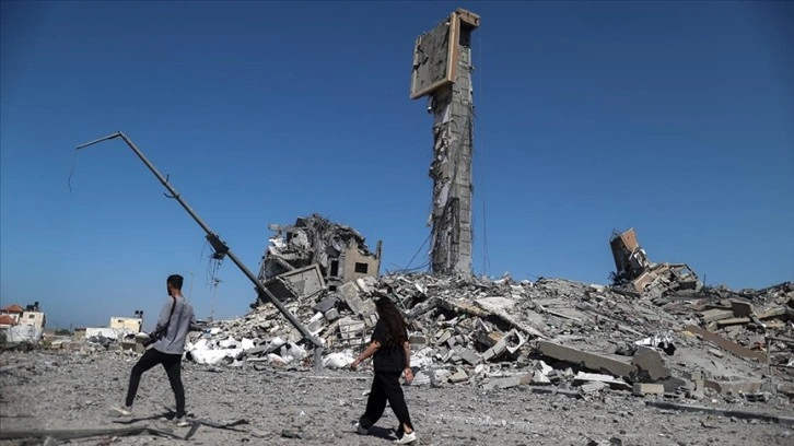 İsrail'in Gazze Şeridi'ne gece boyu düzenlediği saldırılarda ölen ve yaralananlar oldu