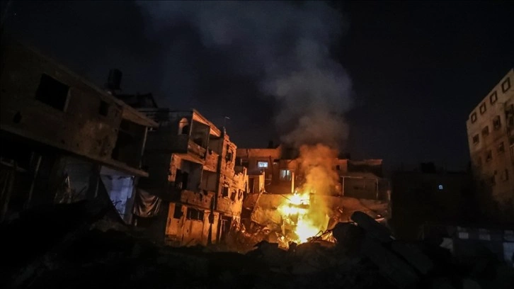 İsrail'in Refah'a düzenlediği hava saldırılarında ölen ve yaralananlar oldu
