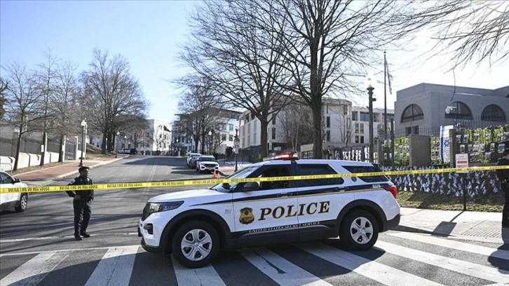 İsrail'in Washington Büyükelçiliği önünde ABD'li asker Gazze için kendini yaktı