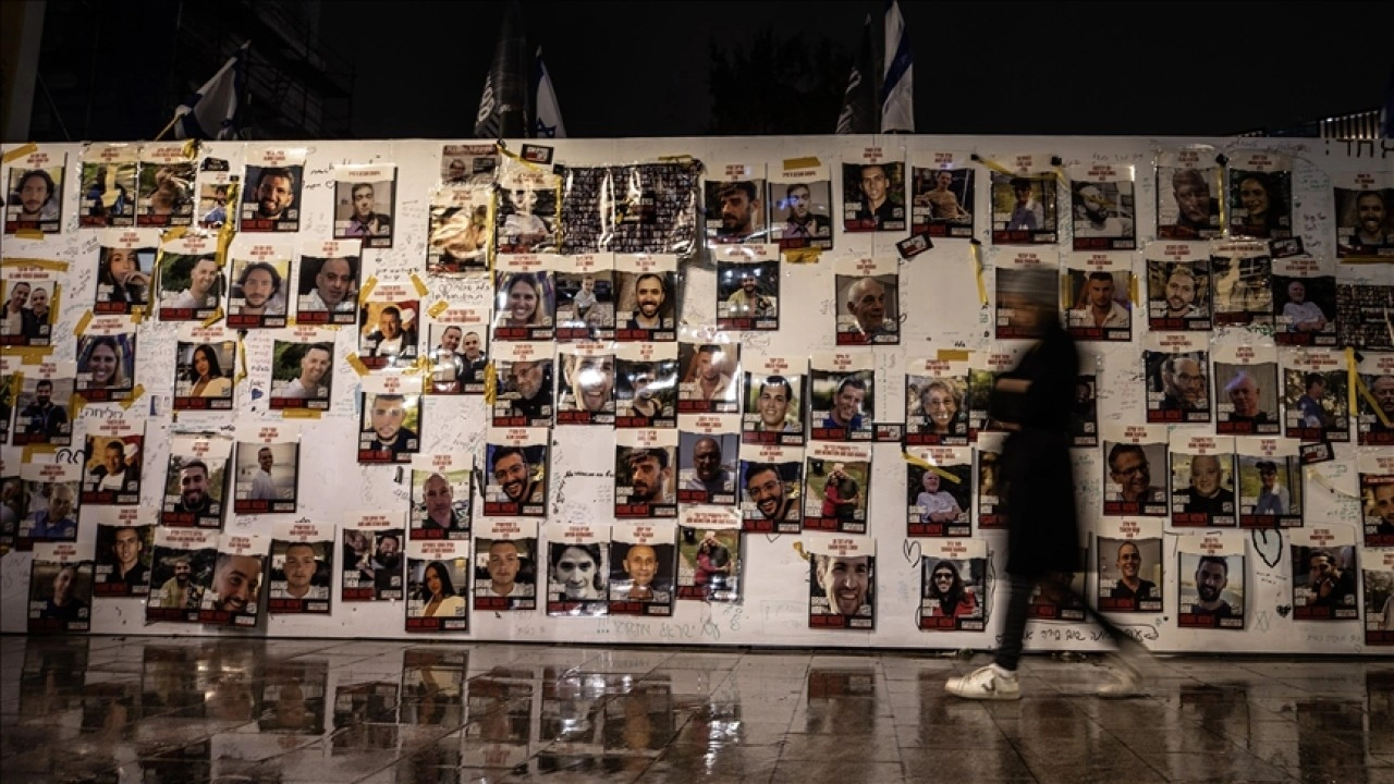 İsrailli esirlerin aileleri: Netanyahu hükümeti, "hayali bir zafer" sunma çabasında
