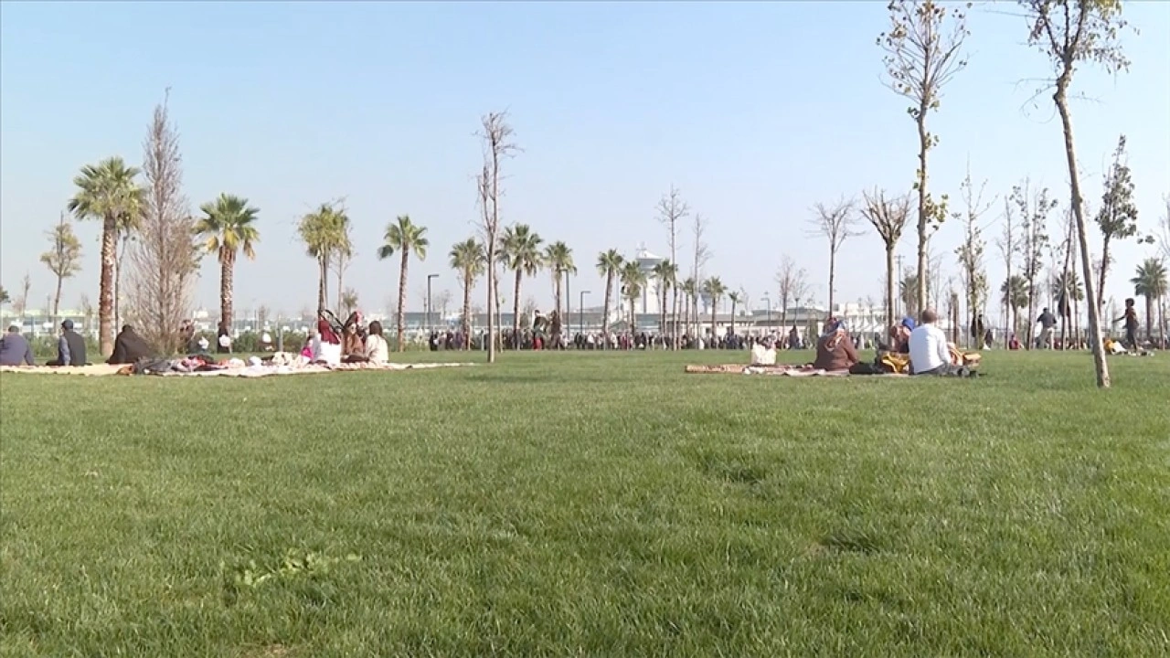 İstanbul'a "nefes" olacak Atatürk Havalimanı Millet Bahçesi açıldı