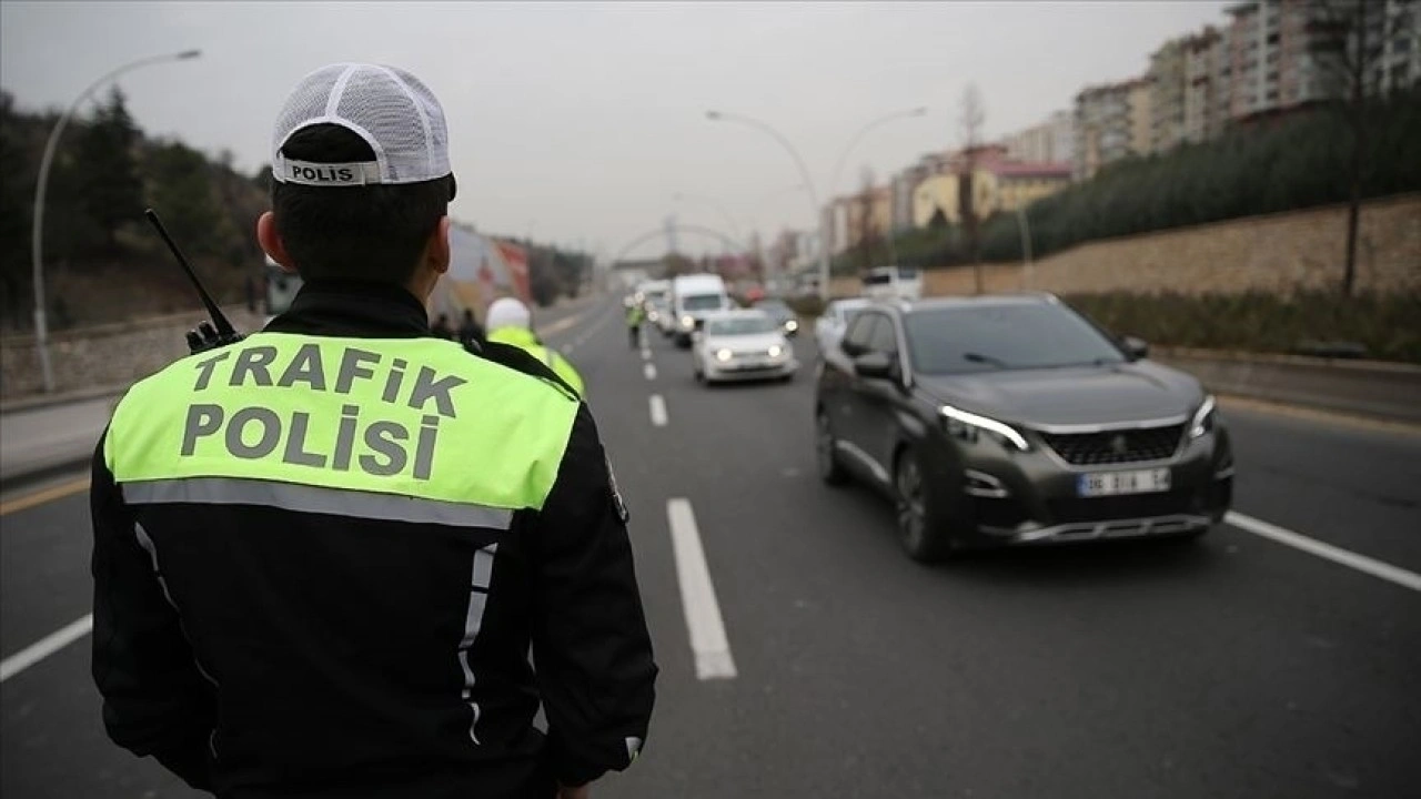 İstanbul'da 31 Aralık-1 Ocak tarihlerinde bazı yollar trafiğe kapatılacak