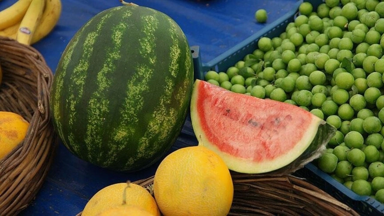 İstanbul'da ge&ccedil;en ay 23 bin 97 ton karpuz satıldı