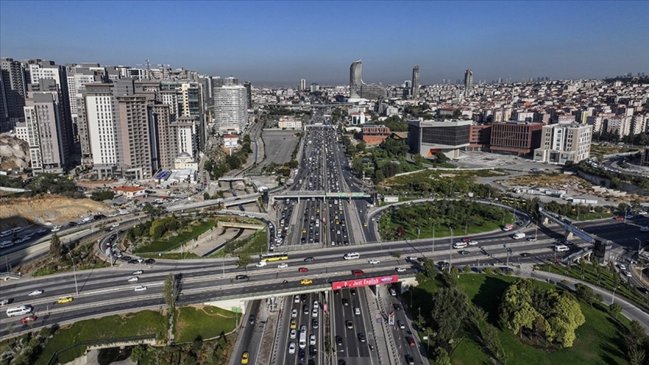 İstanbul'da trafik yoğunluğu yüzde 81'e ulaştı