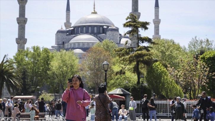 İstanbul mayısta 33 ayın turist rekorunu kırdı