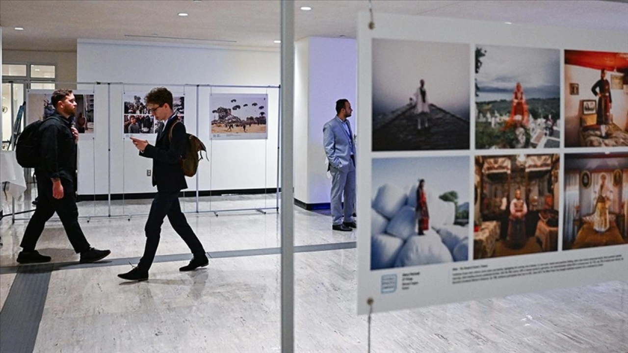 İstanbul Photo Awards 2025'te ödül alan fotoğrafların sergisi BM'de açıldı